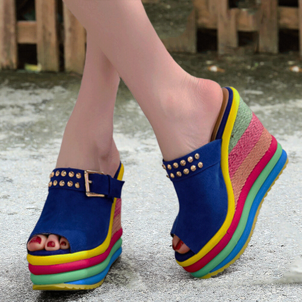 Mujeres Rivet Rainbow Colorful Hebilla Peep Toe Verano Playa Plataforma de cuña Sandalias