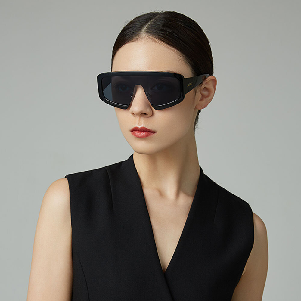 Unisex Casual Creative Dashing Marco completo Cómodo asiento nasal UV Gafas de sol de protección