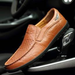 Zapatos de negocios informales ahuecados antideslizantes transpirables de cuero de microfibra para hombres