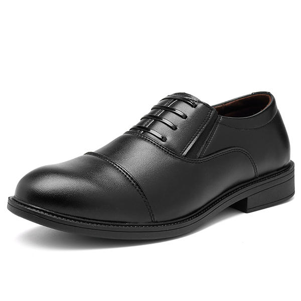 Slip de cuero cómodo de los hombres en los zapatos formales