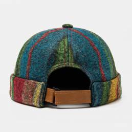 Gorras de calavera multicolor felpa a rayas Soft Tela ondulada Patrón con sombreros sin ala personalizados